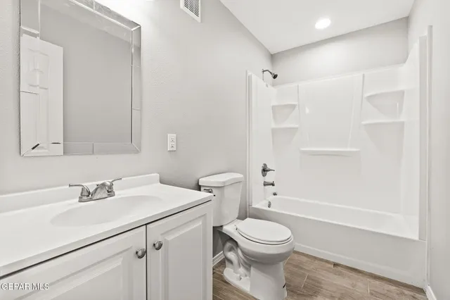 $975 | 6400 Edgemere Boulevard, Unit 11, El Paso, TX 79925