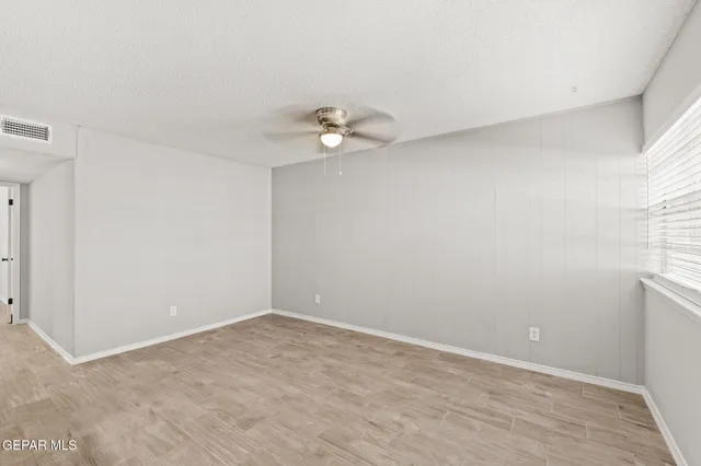 $975 | 6400 Edgemere Boulevard, Unit 11, El Paso, TX 79925