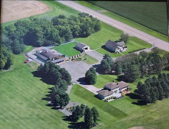 $895,000 | 157 70th Street North, Glyndon, MN 56547