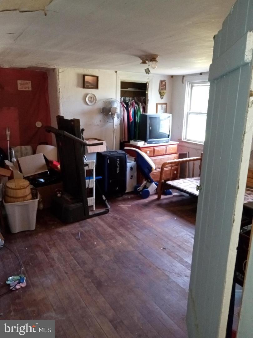 705 Bethel Church Road Middletown, DE 19709 - Photo 14 of 17 a living room with furniture and a window