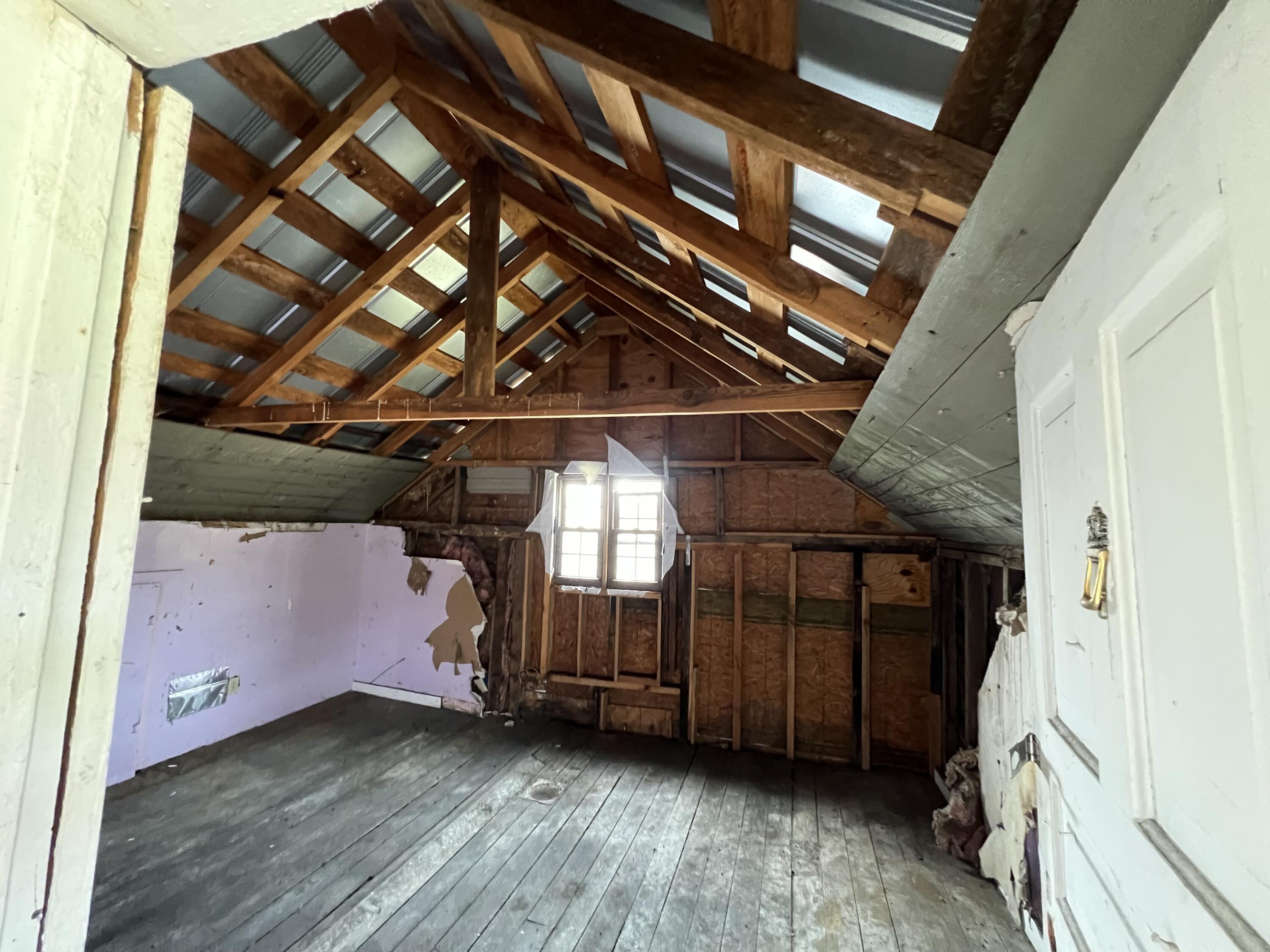 4450 Old Stage Road Chuckey, TN 37641 - Photo 12 of 18 DBE2A676-5693-4CB4-B6B4-CA411515AB38