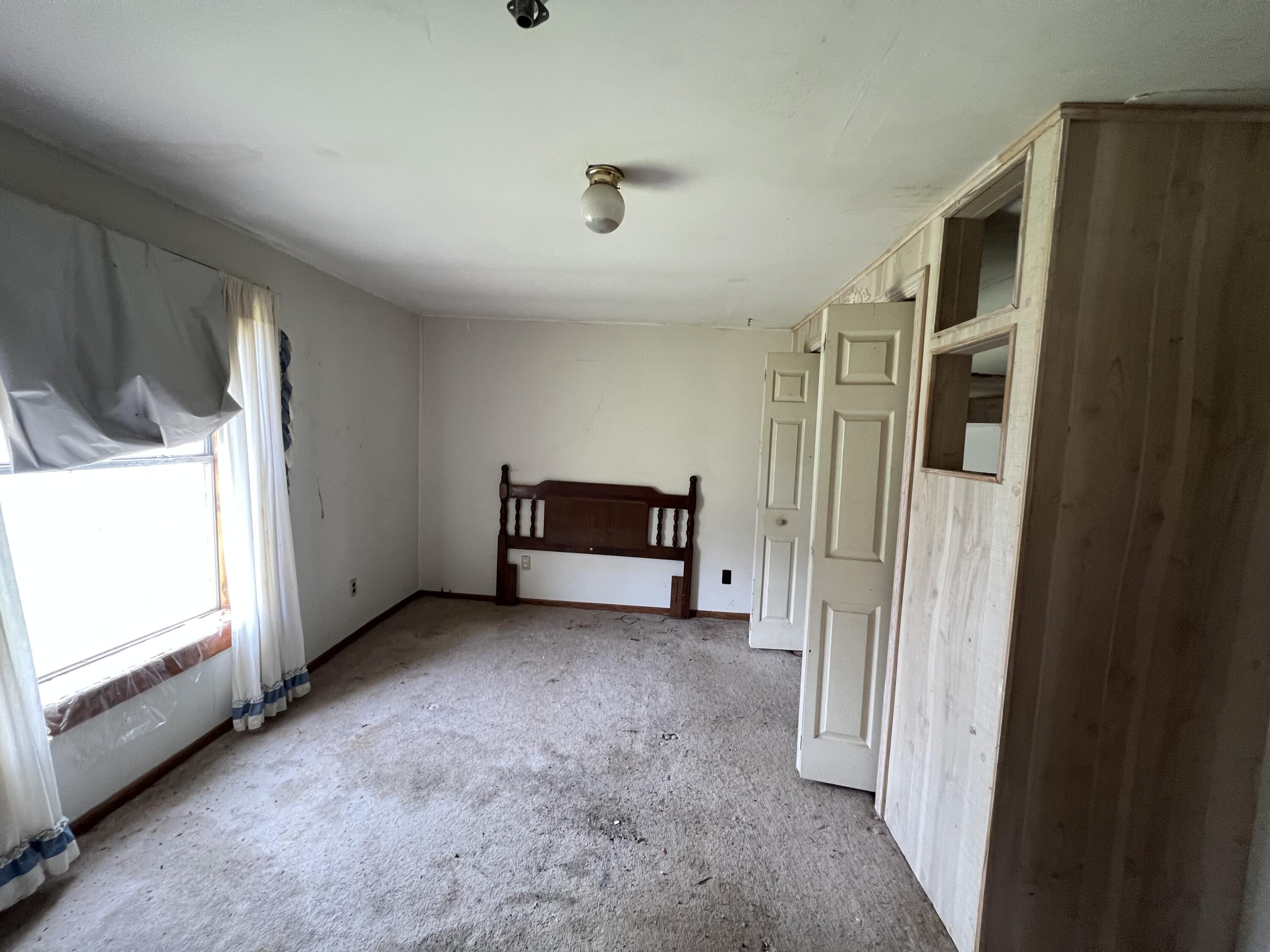 4450 Old Stage Road Chuckey, TN 37641 - Photo 8 of 18 A15A21FB-ECC3-40C9-AF17-473ED6E4BABF