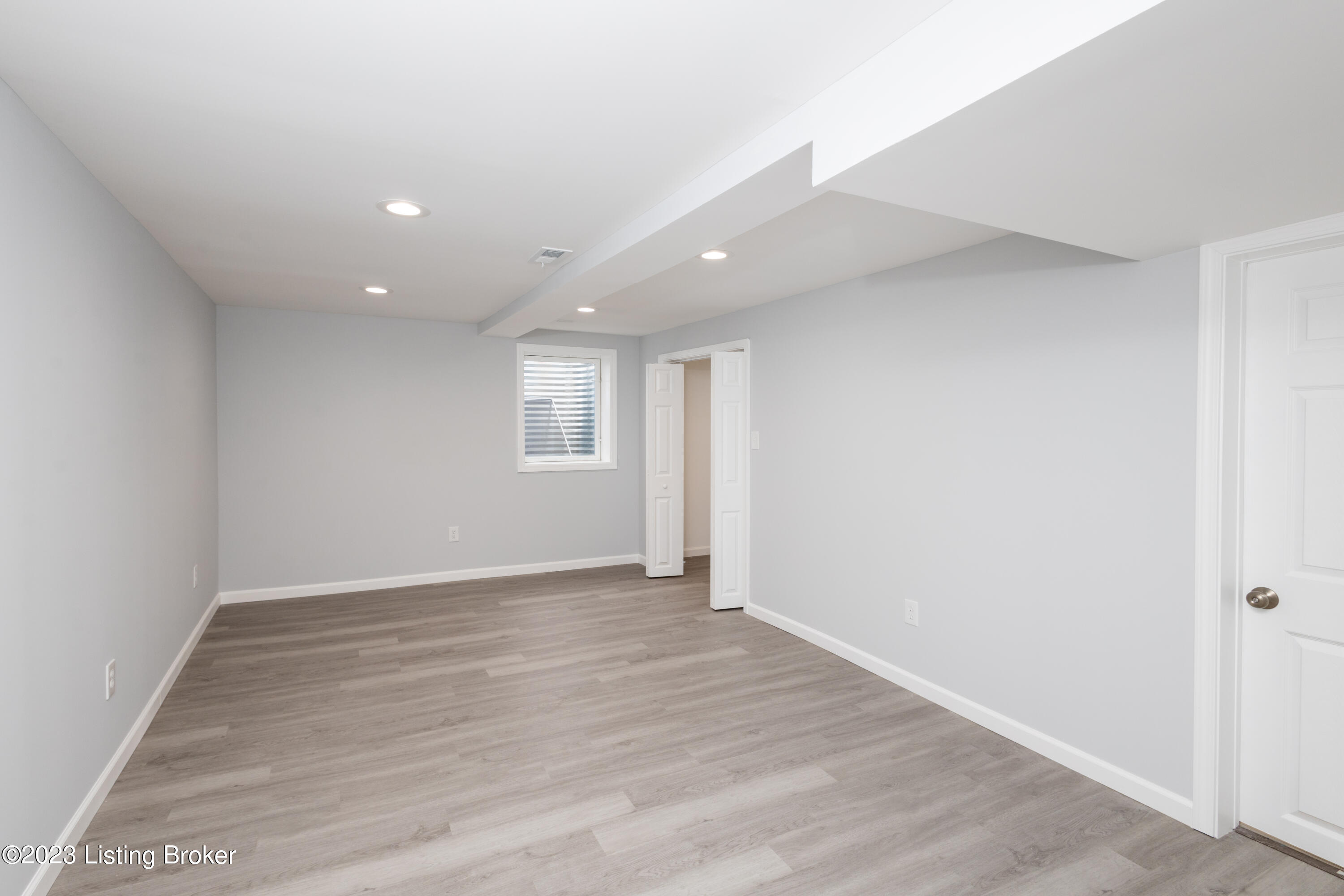 4803 Billtown Road Louisville, KY 40299 - Photo 17 of 23 EOSR8473