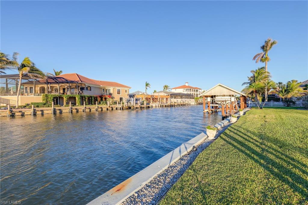 369 Pine Avenue Naples, FL 34108 - Photo 22 of 25