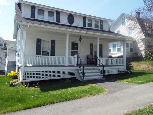 $280,000 | 8 William Street, Bangor, ME 04401