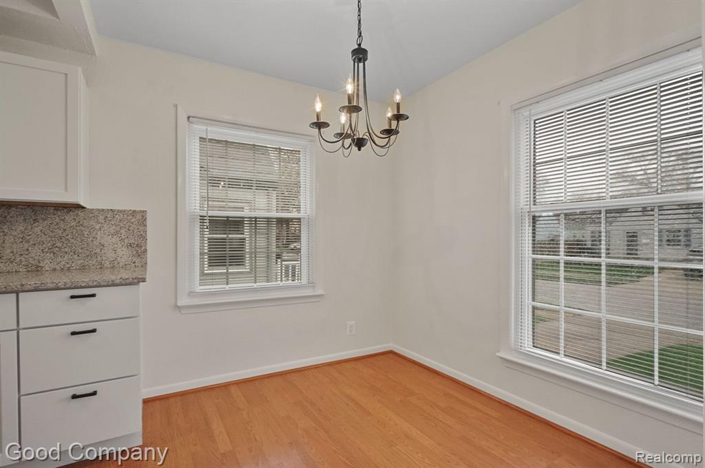 812 Columbia Road Berkley, MI 48072 - Photo 6 of 26 Gallery Image 6