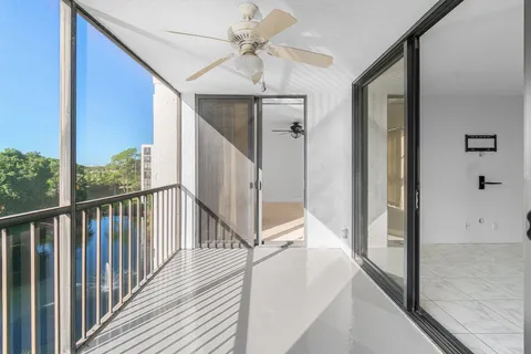 $349,000 | 6562 Boca Del Mar Drive, Unit 527, Boca Raton, FL 33433