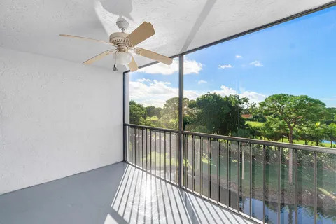 $349,000 | 6562 Boca Del Mar Drive, Unit 527, Boca Raton, FL 33433