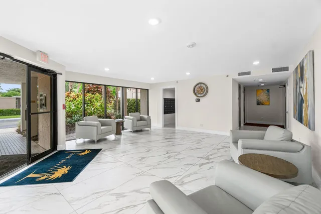 $349,000 | 6562 Boca Del Mar Drive, Unit 527, Boca Raton, FL 33433