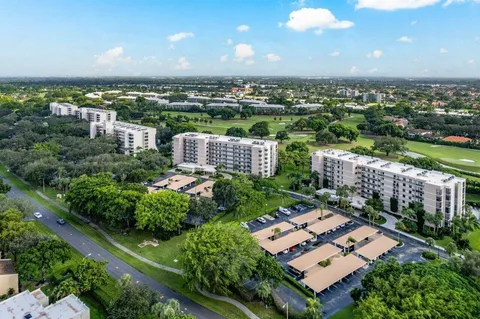 $349,000 | 6562 Boca Del Mar Drive, Unit 527, Boca Raton, FL 33433