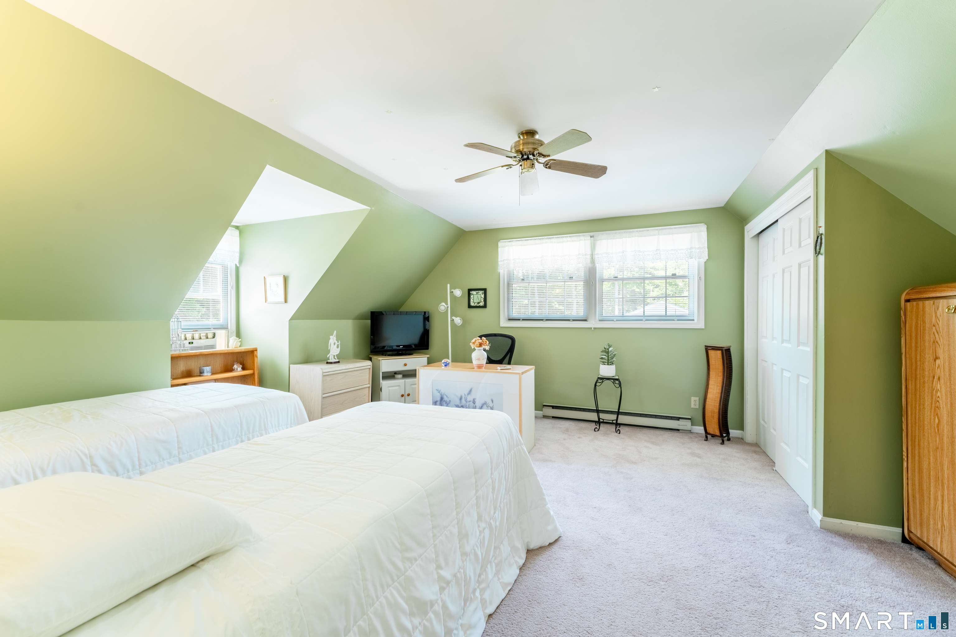 476 Noank Ledyard Road Groton, CT 06355 - Photo 25 of 37