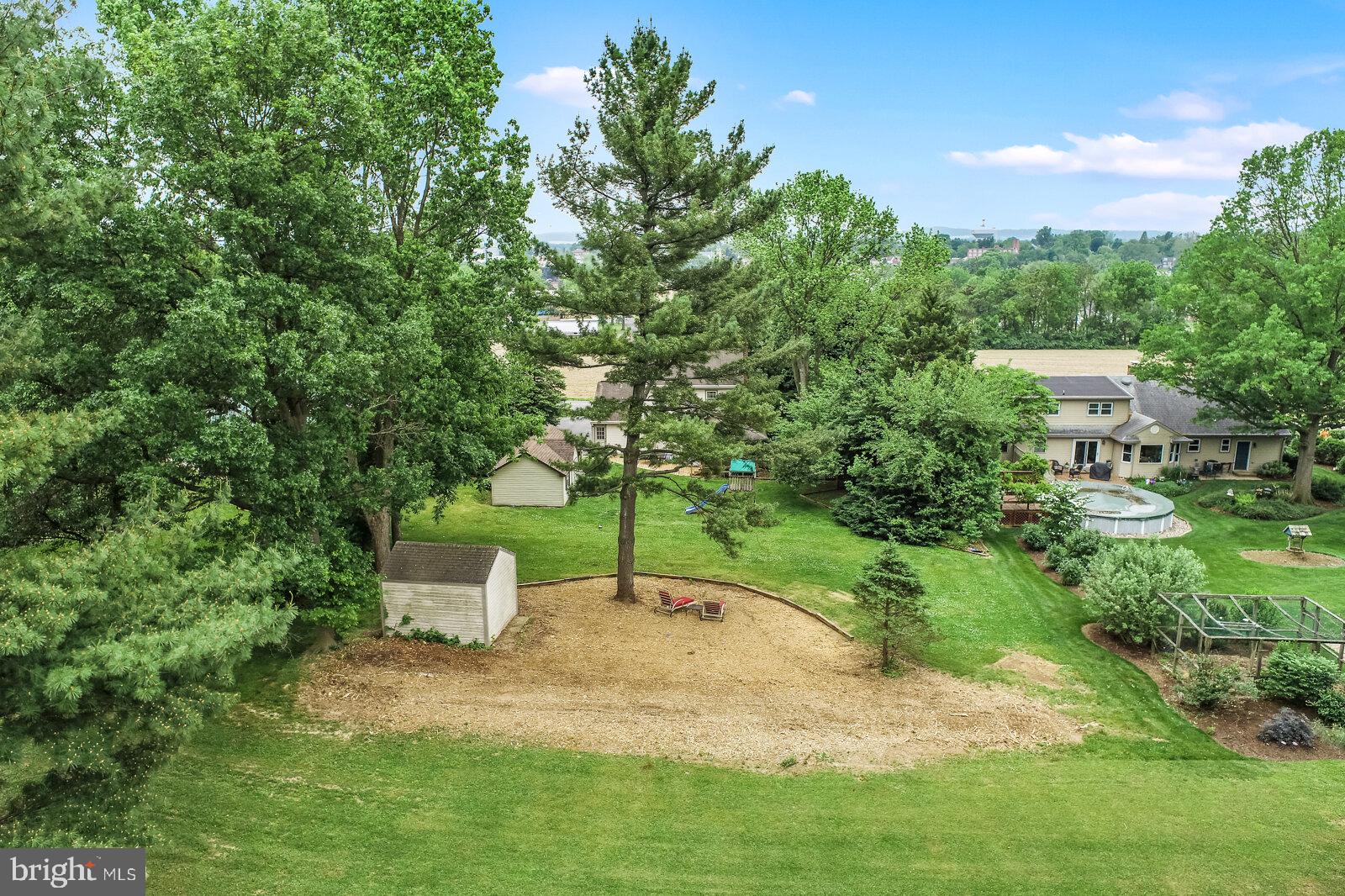 319 Terrace Road Mount Joy, PA 17552 - Photo 10 of 41