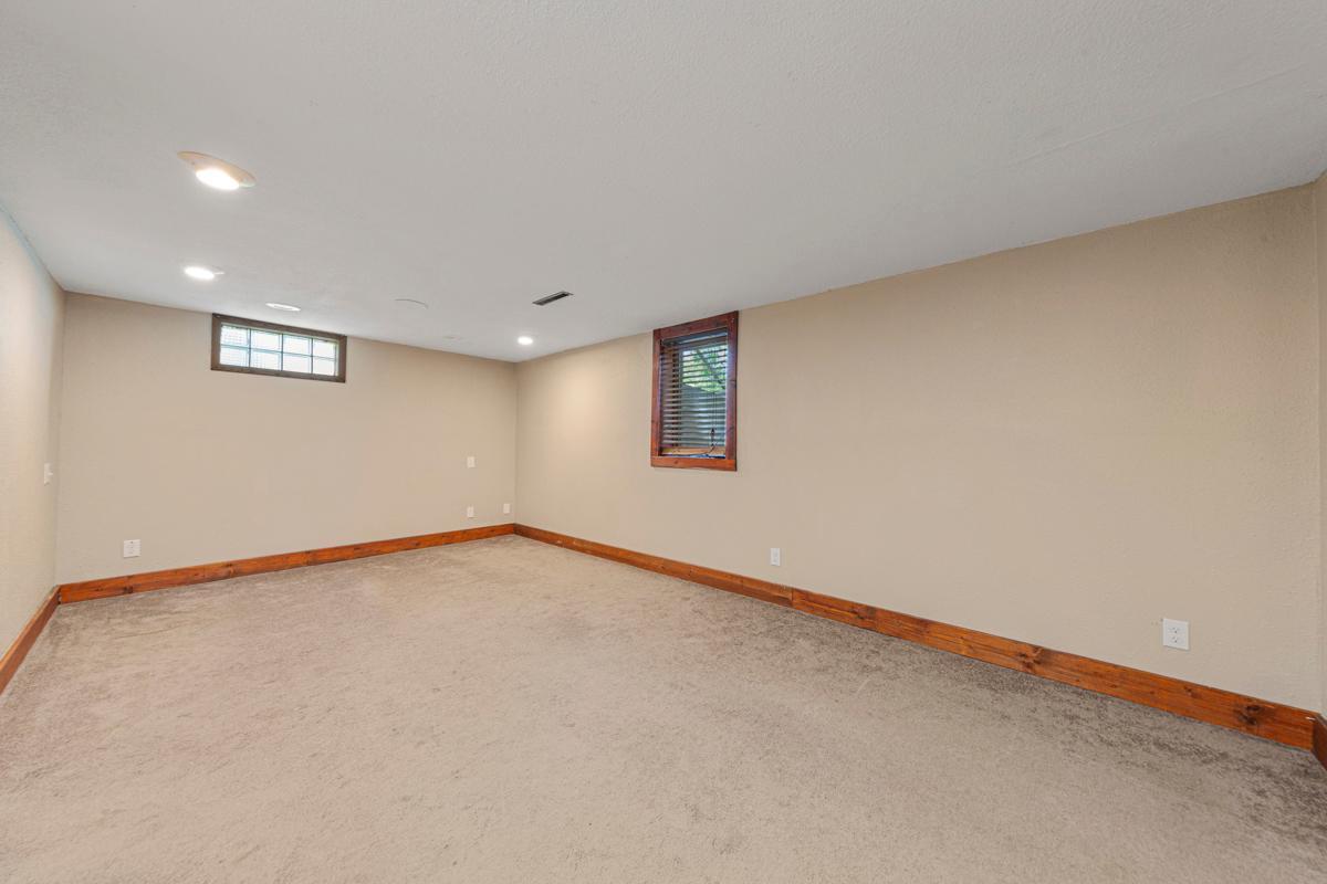 33230 Lake Emily Road St. Peter, MN 56082 - Photo 28 of 47 Gallery Image 28