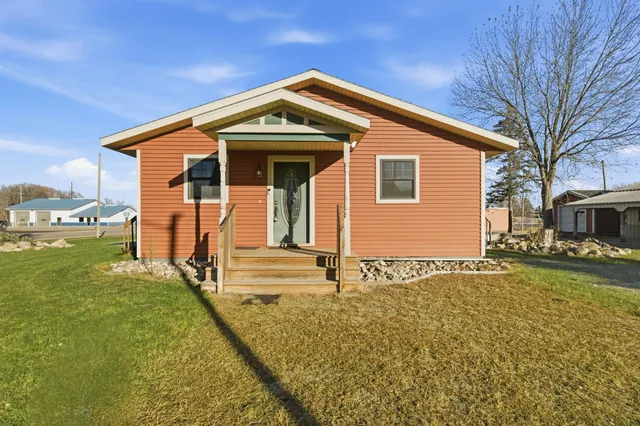 $350,000 | 18 North Douglas Avenue, Carlos, MN 56319