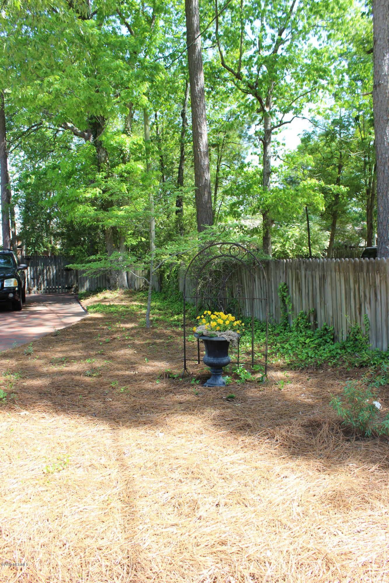 4108 Holly Ridge Road Trent Woods, NC 28562 - Photo 36 of 45 BEAUTIFUL LANDSCAPING
