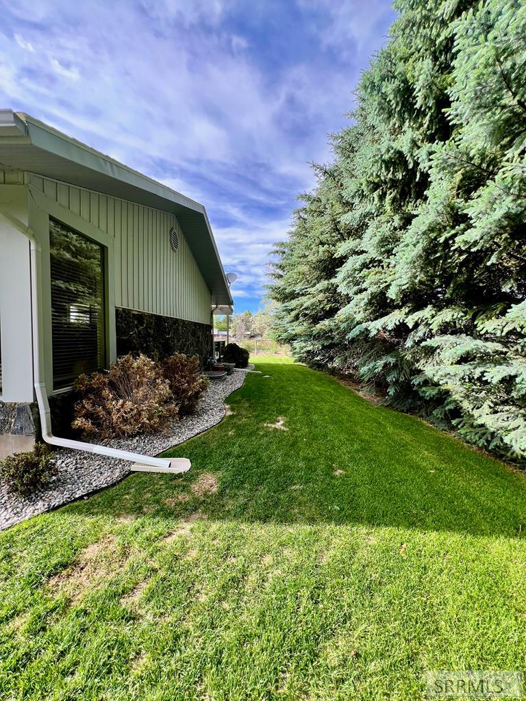 3785 East Wanda Ammon, ID 83406 - Photo 10 of 83