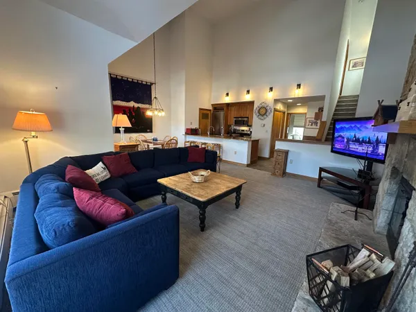 $489,000 | 4 Northbrook Village Road, Unit B33, West Dover, VT 05356