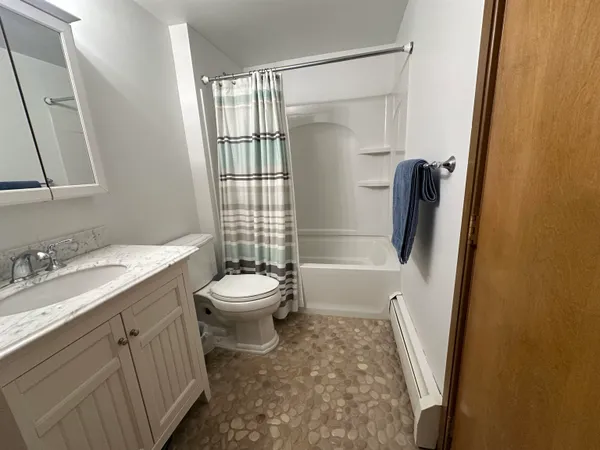 $489,000 | 4 Northbrook Village Road, Unit B33, West Dover, VT 05356