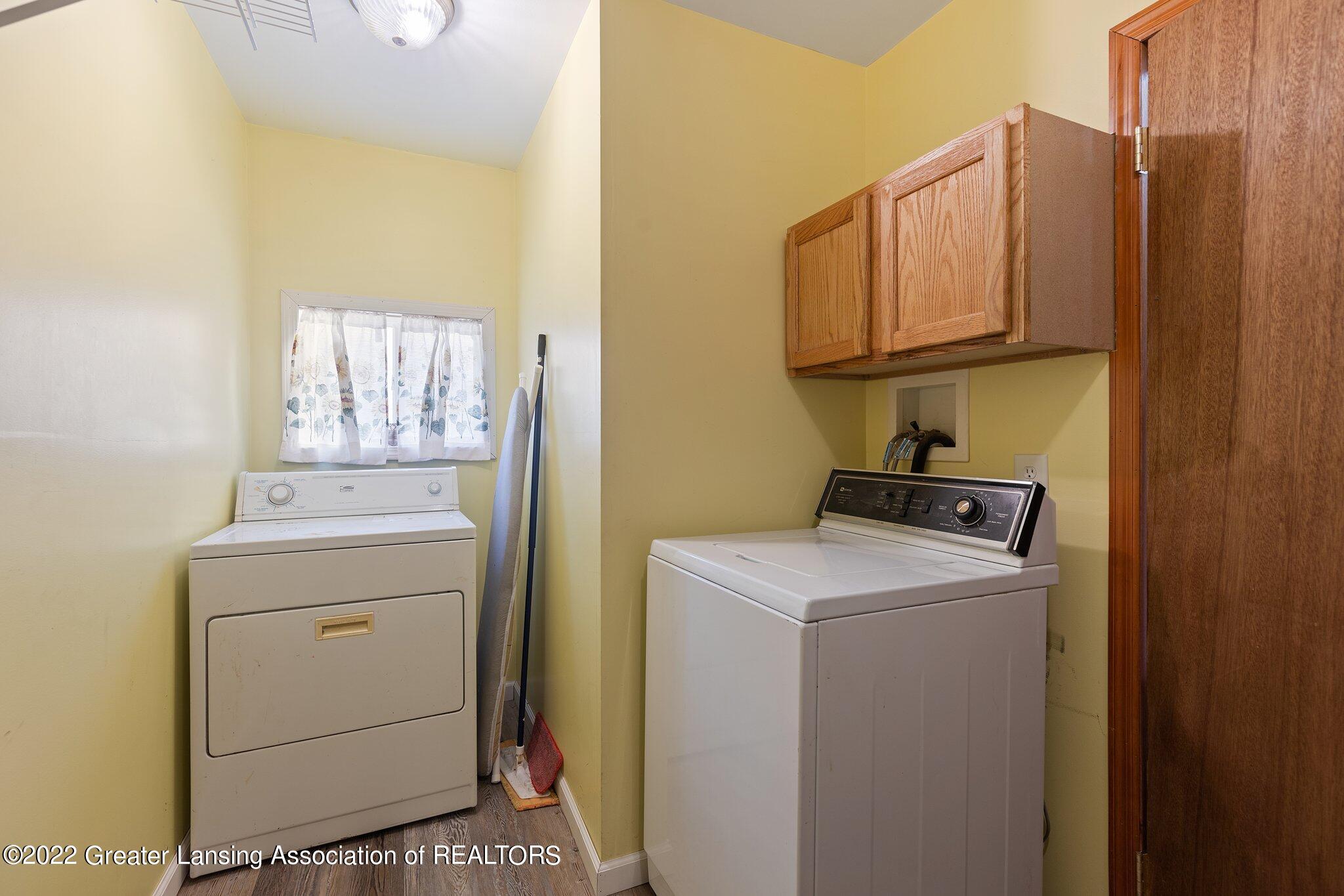 16060 Brook Road Lansing, MI 48906 - Photo 17 of 34 17-web-or-mls-1P6A8090
