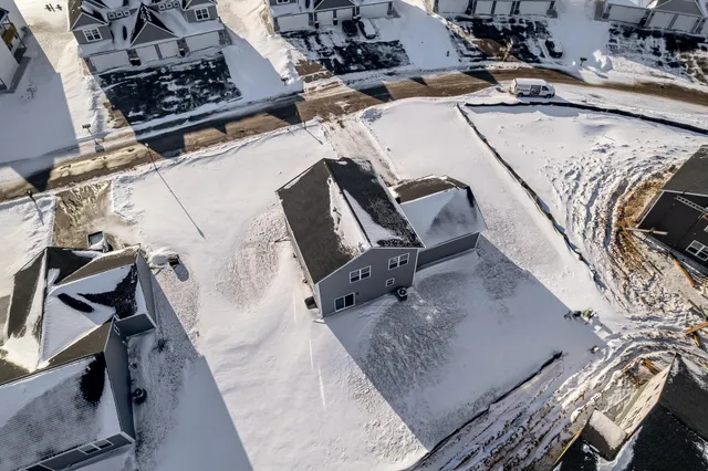 $379,900 | 15571 Finley Way, South Beloit, IL 61080