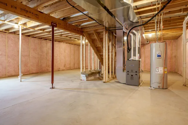 $379,900 | 15571 Finley Way, South Beloit, IL 61080