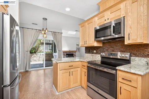 $770,000 | 3861 Vine Street, Pleasanton, CA 94566