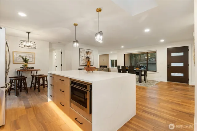 $1,699,990 | 13405 Northeast 84th Street, Redmond, WA 98052