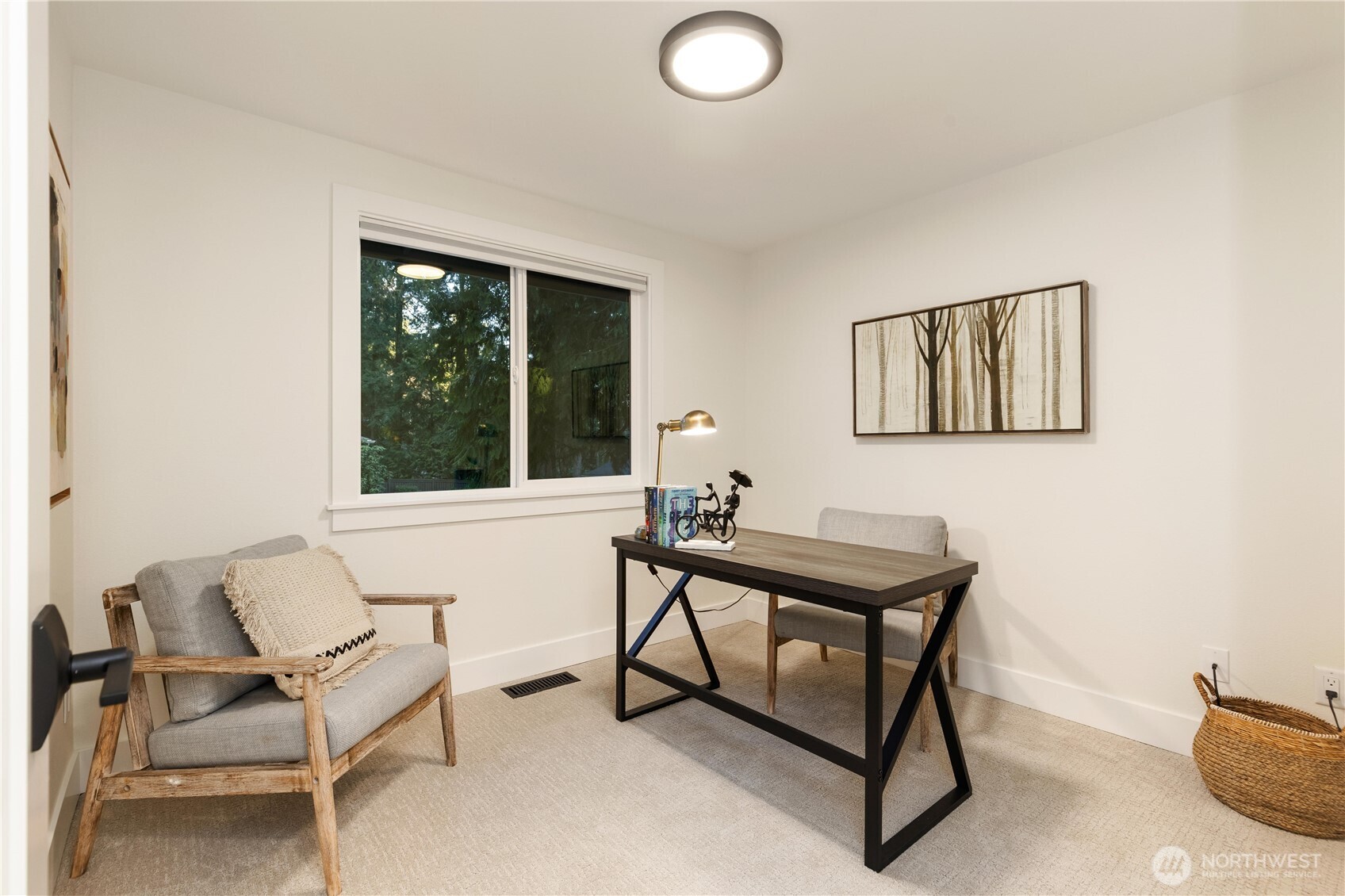 13405 Northeast 84th Street Redmond, WA 98052 - Photo 27 of 37