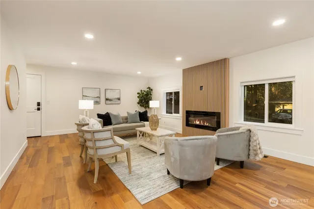 $1,699,990 | 13405 Northeast 84th Street, Redmond, WA 98052