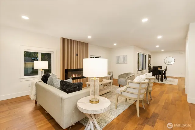 $1,699,990 | 13405 Northeast 84th Street, Redmond, WA 98052