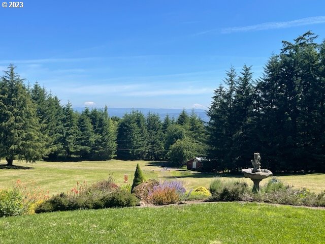 21455 Southwest Ornduff Road Hillsboro, OR 97123 - Photo 31 of 32 Gallery Image 31