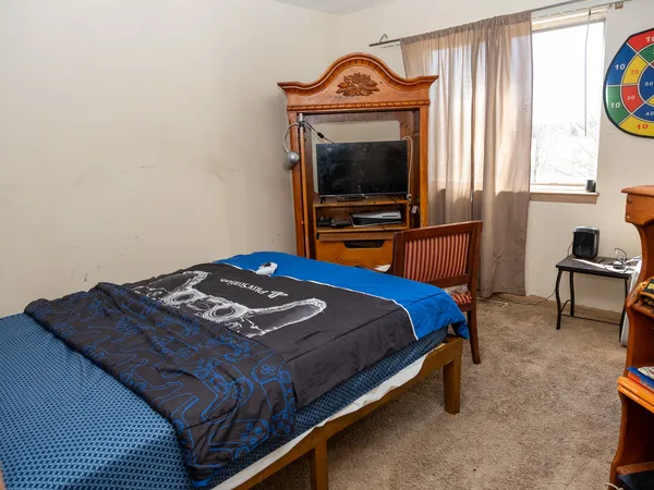 $315,000 | 232 Highland Road, Matteson, IL 60443