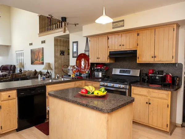 $315,000 | 232 Highland Road, Matteson, IL 60443