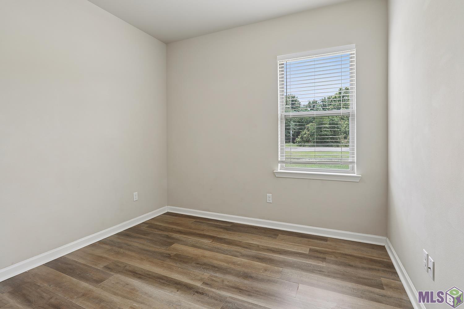 3052 South Roth Avenue Gonzales, LA 70737 - Photo 7 of 16