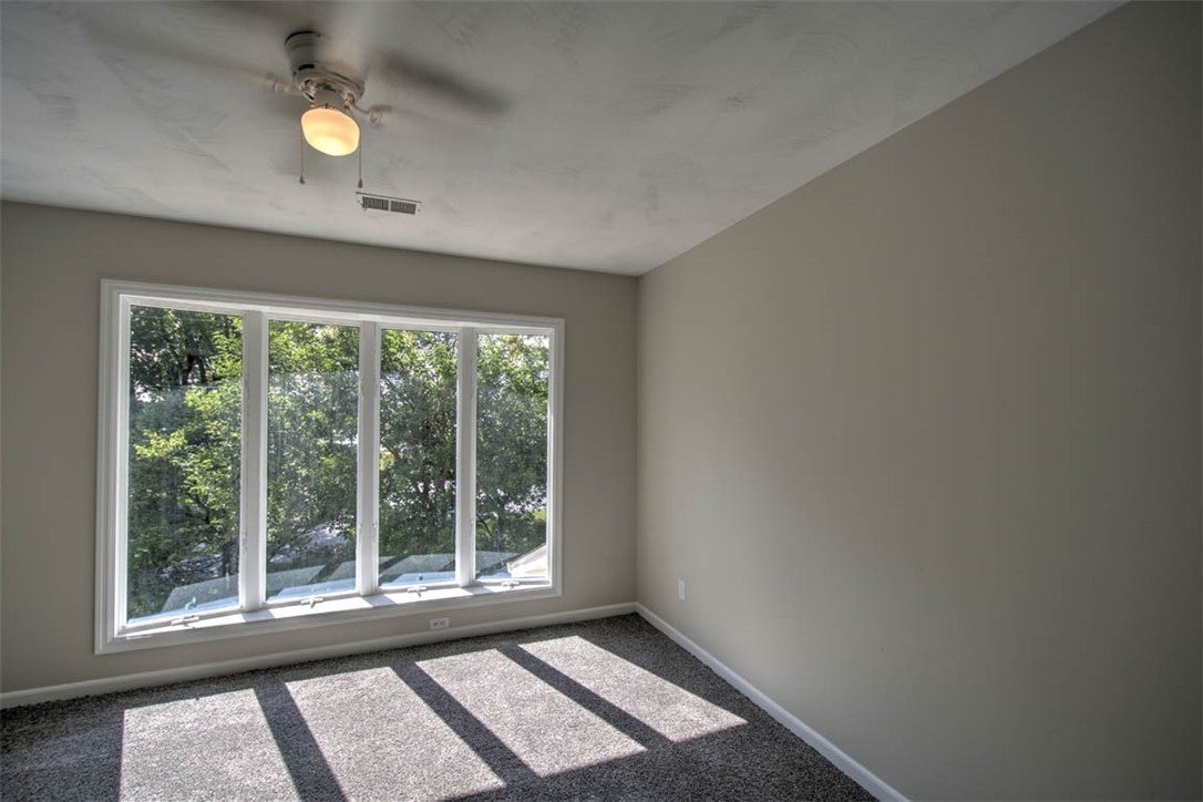 2355 Hawthorne Drive Decatur, IL 62521 - Photo 26 of 35 Gallery Image 26