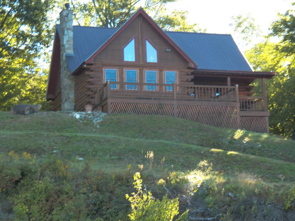 125 Adams Hill Road Newfane, VT 05351 - Photo 2 of 20