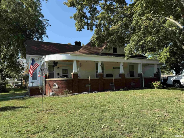 $89,900 | 110 West Monroe Street, Anna, IL 62906