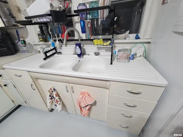 $89,900 | 110 West Monroe Street, Anna, IL 62906