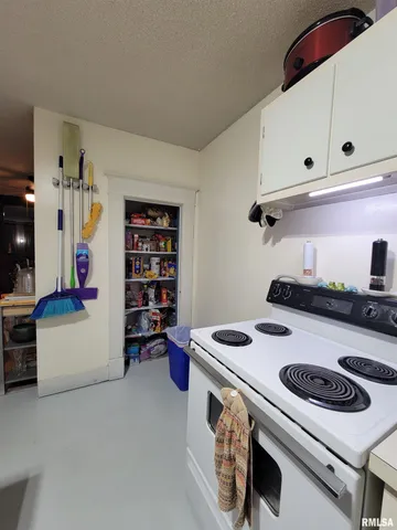 $89,900 | 110 West Monroe Street, Anna, IL 62906