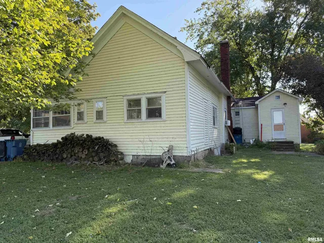$89,900 | 110 West Monroe Street, Anna, IL 62906