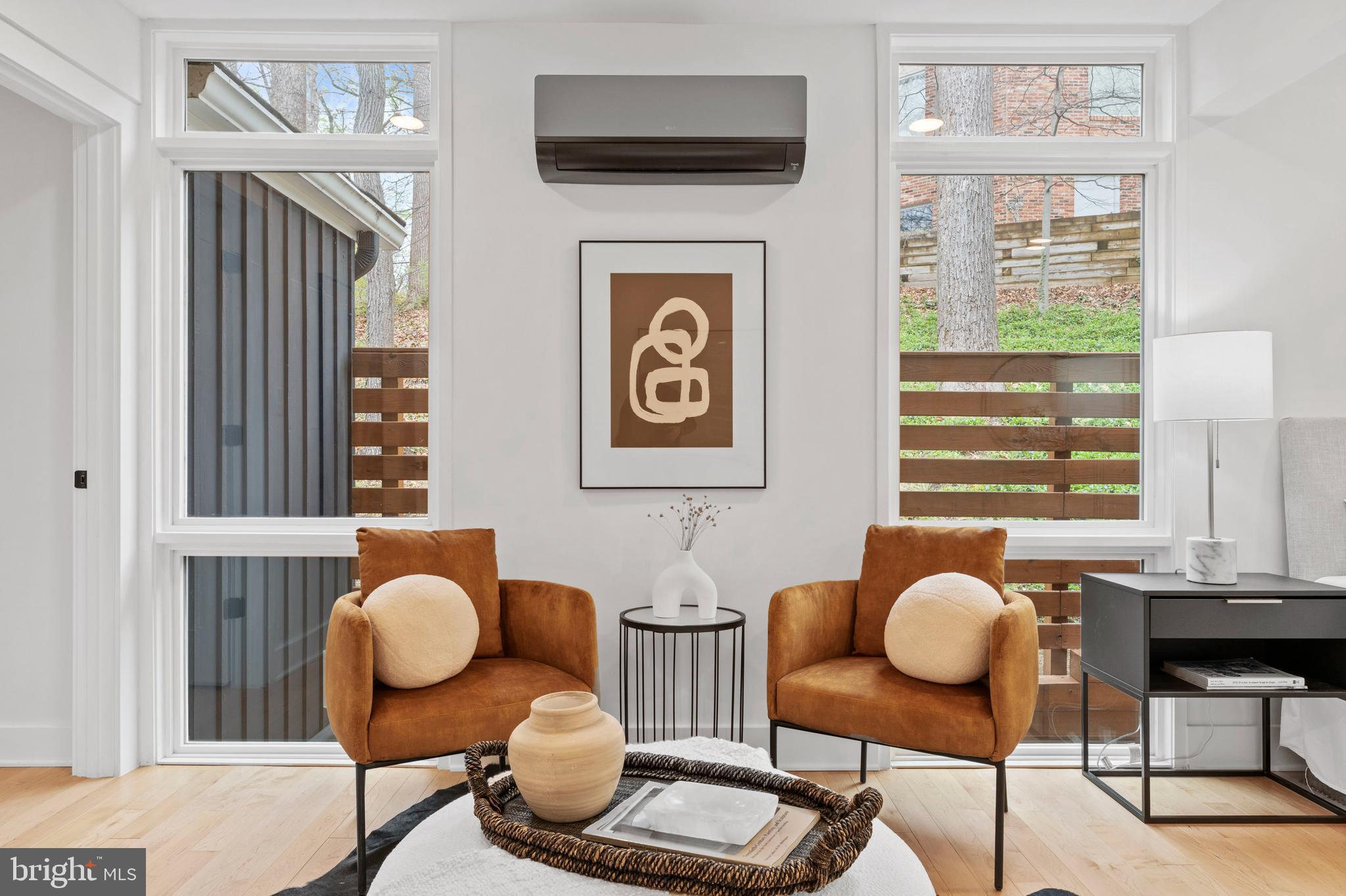 6522 Walhonding Road Bethesda, MD 20816 - Photo 20 of 76 a living room with furniture and a window