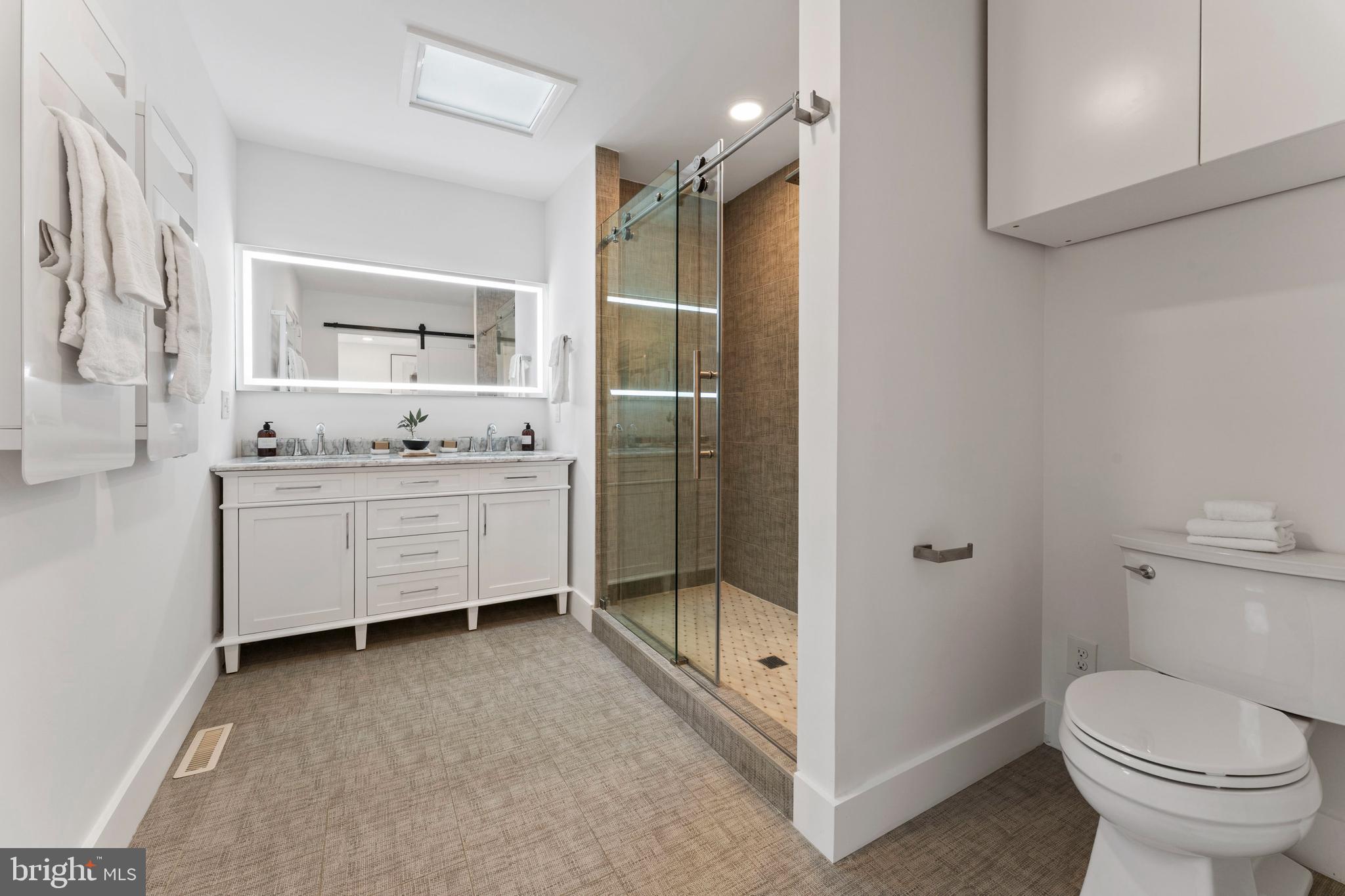 6522 Walhonding Road Bethesda, MD 20816 - Photo 26 of 76 Primary Bath with Shower