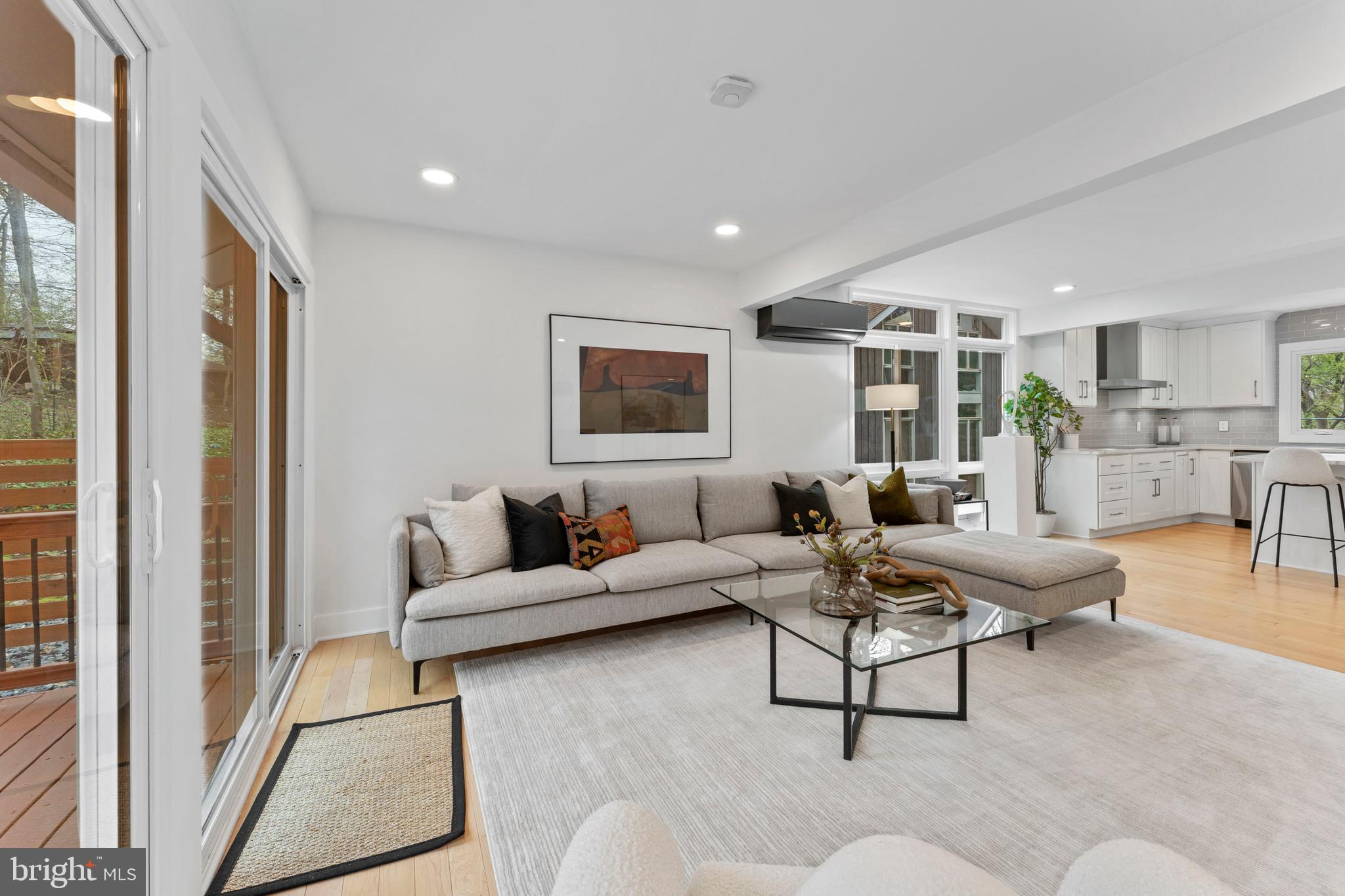 6522 Walhonding Road Bethesda, MD 20816 - Photo 7 of 76 Large Living Room