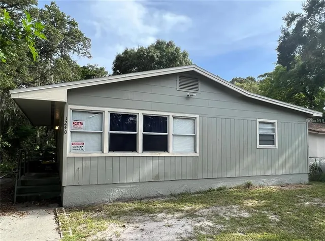 $2,500 | 1240 Highland Street, Sarasota, FL 34234
