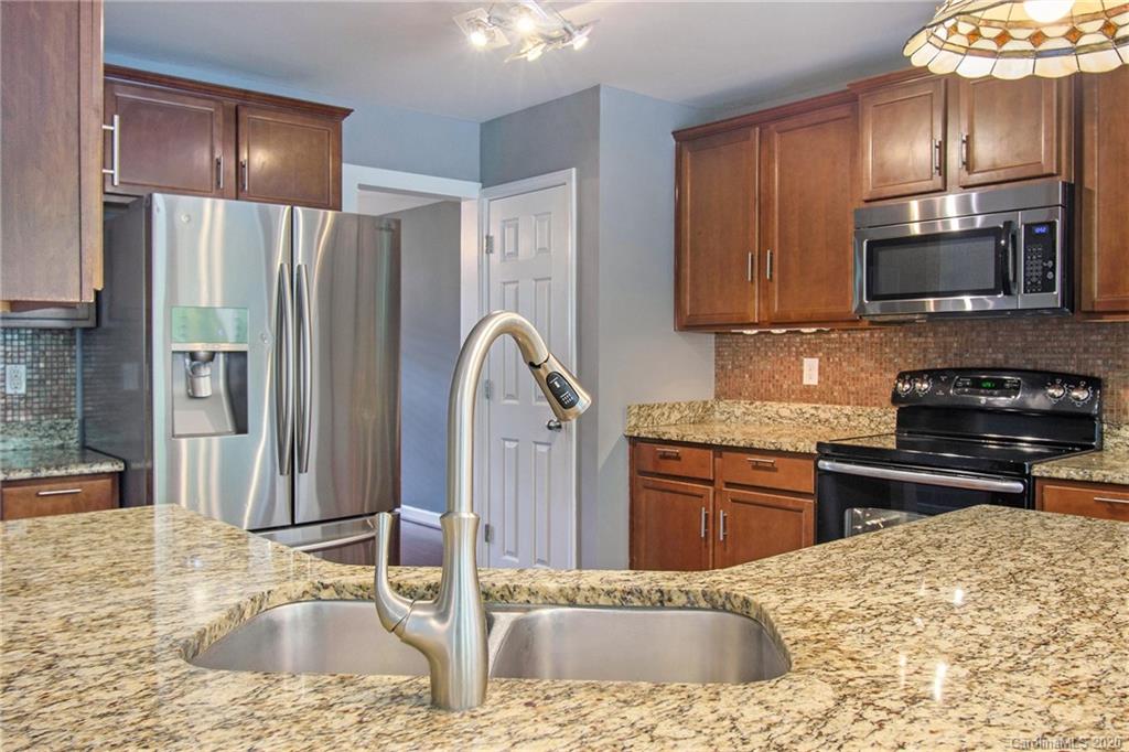 10722 Greenhead View Road Charlotte, NC 28262 - Photo 18 of 35 Gallery Image 18