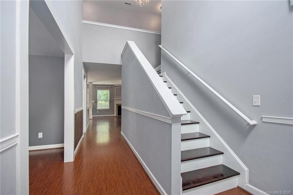 10722 Greenhead View Road Charlotte, NC 28262 - Photo 4 of 35 Gallery Image 4