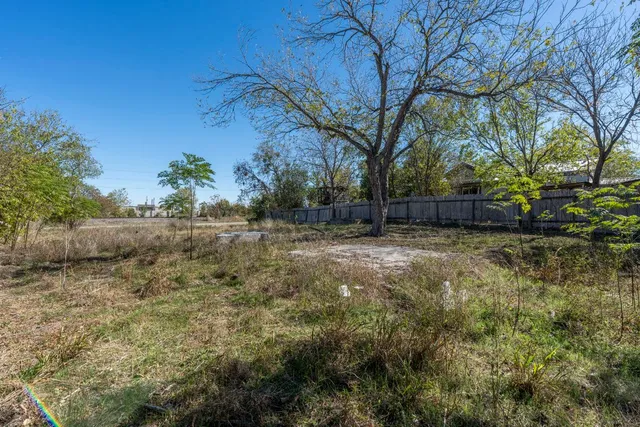 $200,000 | 313 North Front Street, Kyle, TX 78640