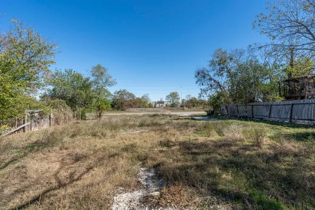 $200,000 | 313 North Front Street, Kyle, TX 78640