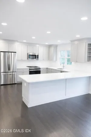 $5,700 | 89 West View Street, Unit 2, Greenwich, CT 06830