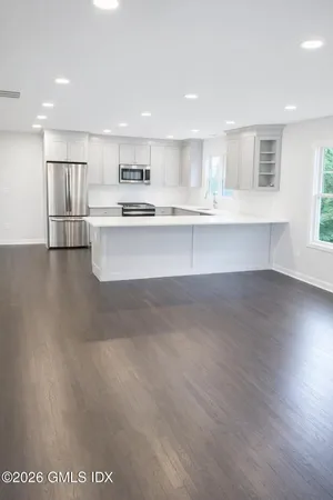 $5,700 | 89 West View Street, Unit 2, Greenwich, CT 06830